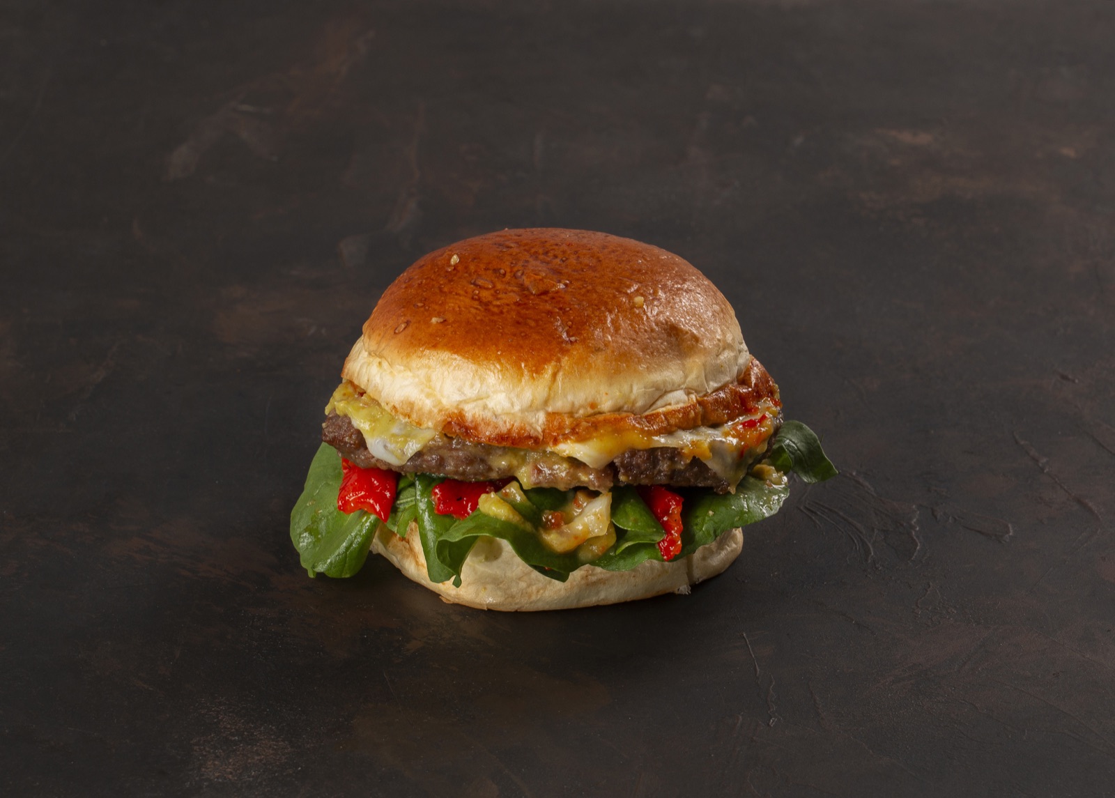 Avokado soslu burger